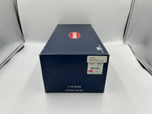 Load image into Gallery viewer, MR Collection 1:18 Bugatti Chiron White &amp; Blue