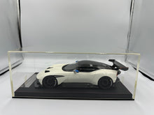 Load image into Gallery viewer, Avantstyle 1/18 Aston Martin Vulcan White