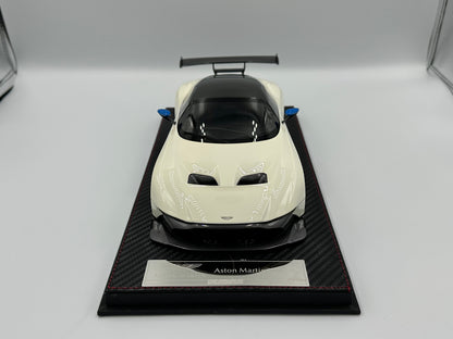Avantstyle 1/18 Aston Martin Vulcan White