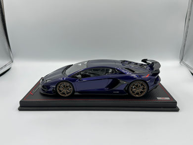 MR Collection 1:18 Lamborghini SVJ Purple