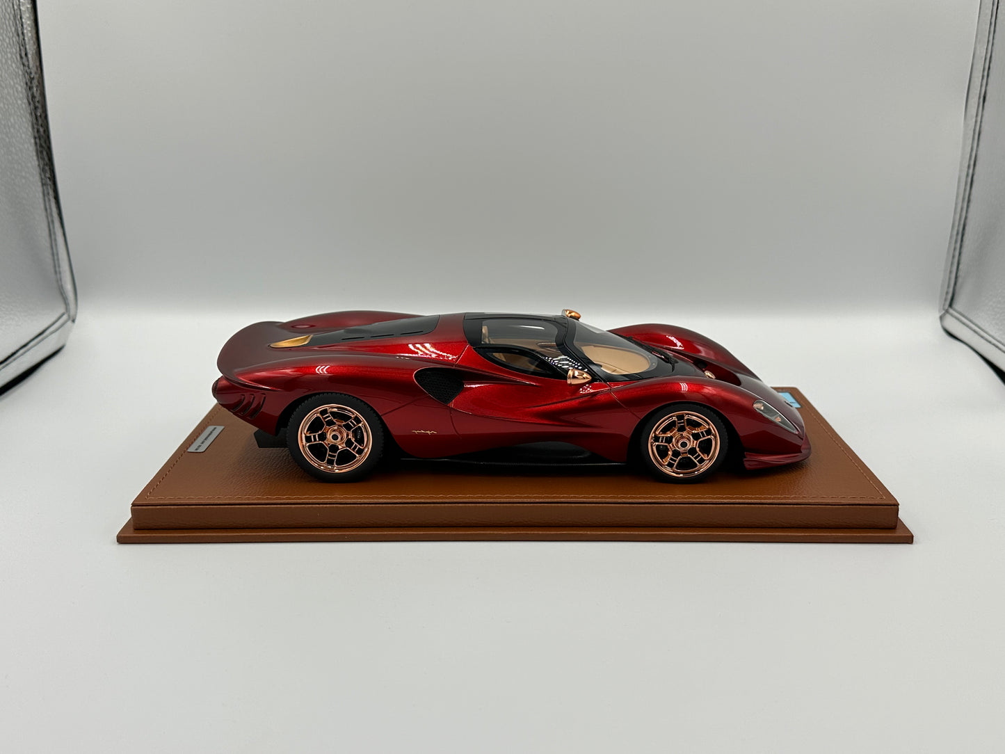 Peako 1/18 Detomaso P72 Red