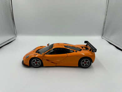 AUTOart Signature 1/18 Mclaren F1 LM Orange