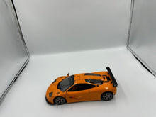 Load image into Gallery viewer, AUTOart Signature 1/18 Mclaren F1 LM Orange