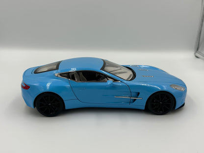 AUTOart Signature 1/18 Aston Martin One-77 Blue
