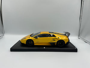 MR Collection 1:18 Lamborghini Murcielago SV Yellow