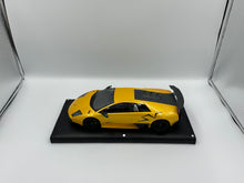 Load image into Gallery viewer, MR Collection 1:18 Lamborghini Murcielago SV Yellow