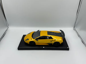 MR Collection 1:18 Lamborghini Murcielago SV Yellow