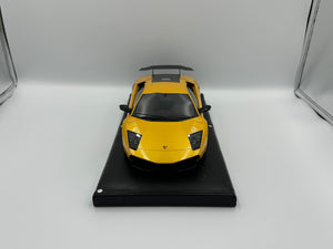 MR Collection 1:18 Lamborghini Murcielago SV Yellow