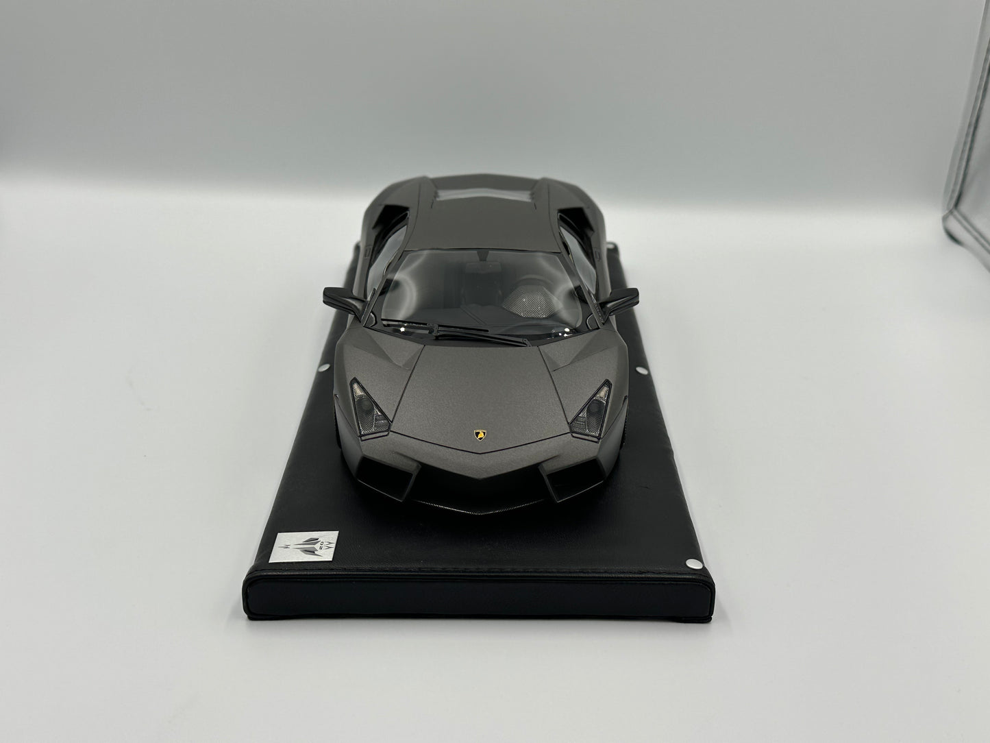 MR Collection 1:18 Lamborghini Reventon Coupe