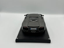 Load image into Gallery viewer, MR Collection 1:18 Lamborghini Reventon Coupe