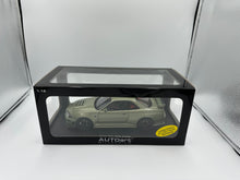 Load image into Gallery viewer, AUTOart 1/18 Nissan Skyline R34 GTR Z Tune Millennium Jade