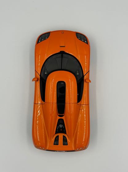 AUTOart Signature 1/18 Koenigsegg CCX Orange
