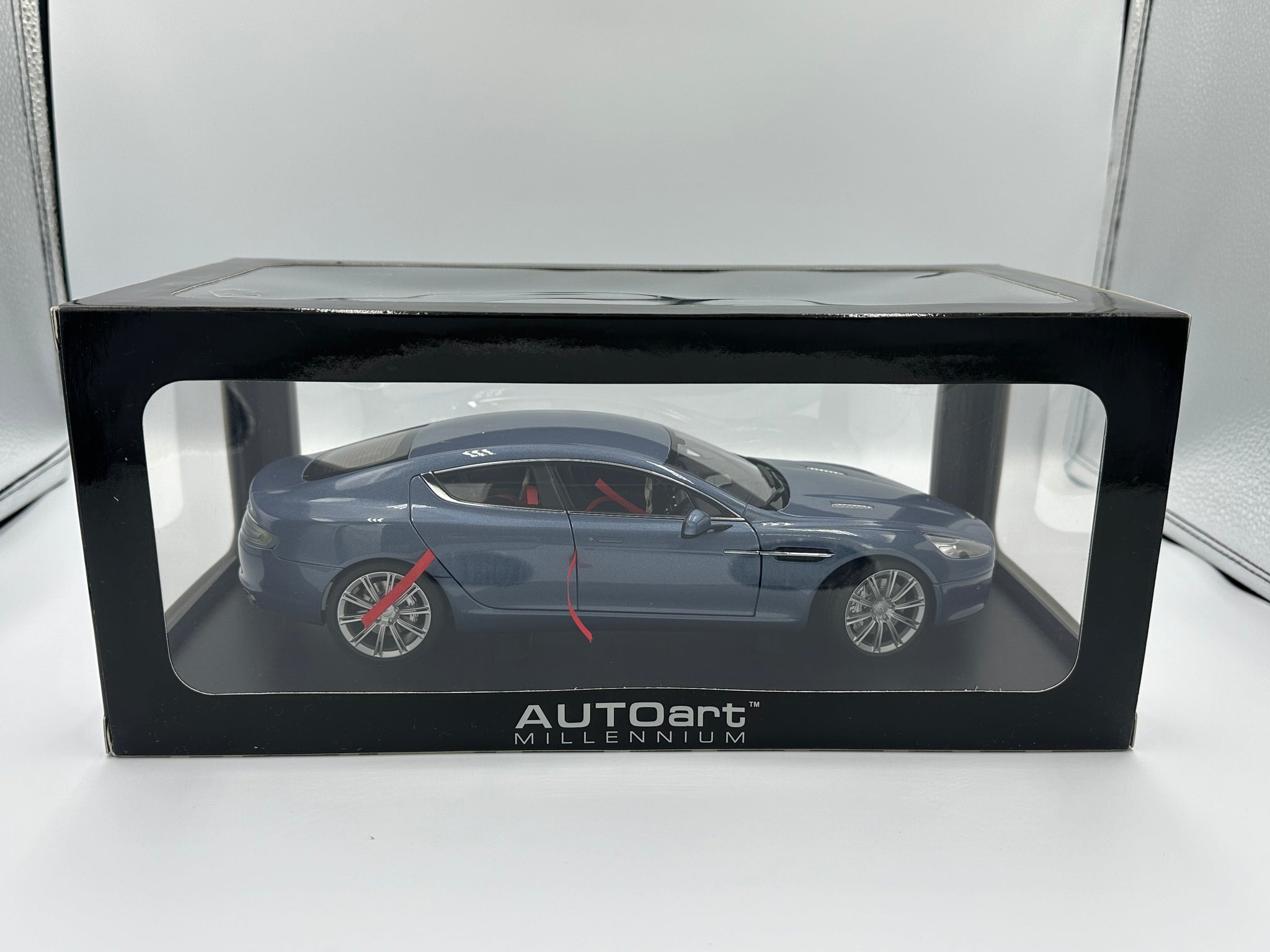 Aston Martin Rapide ラピード AUTOart 1:18 AUTOart 1/18 Aston Martin Rapide Blue – DiecastTalk