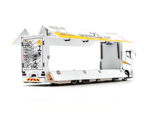 Load image into Gallery viewer, (Pre Order) GCD 1/64 Mitsubishi FUSO Car Carrier LBWK