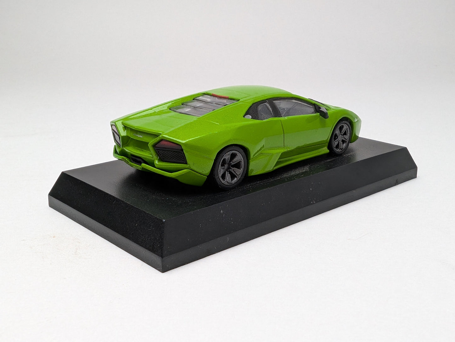 KYOSHO 1:64 Lamborghini Reventon Green