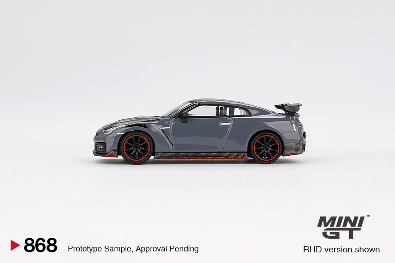 Mini GT 1:64 Nissan GT-R Nismo 2024 NISMO Stealth Gray