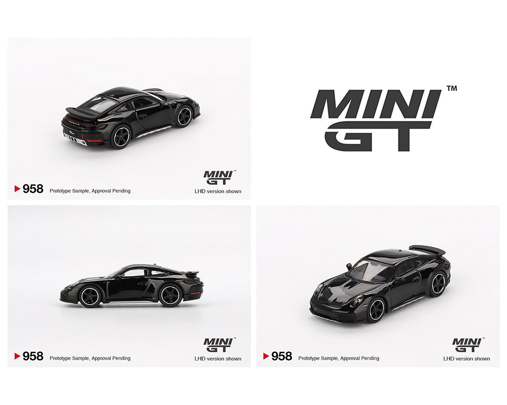 Mini GT 1:64 Porsche 911 Dakar – Black