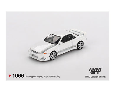 (Preorder) Mini GT 1:64 Nissan Skyline GT-R (R32) VeilSide Combat C-I White – Mijo Exclusives