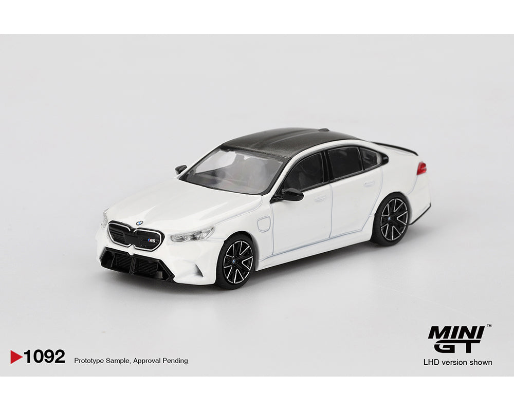 Mini GT 1:64 BMW M5 – Alpine White