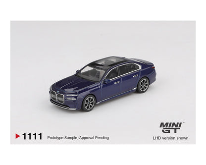 (Preorder) Mini GT 1:64 BMW i7 xDrive60 – Tanzanite Blue Metallic