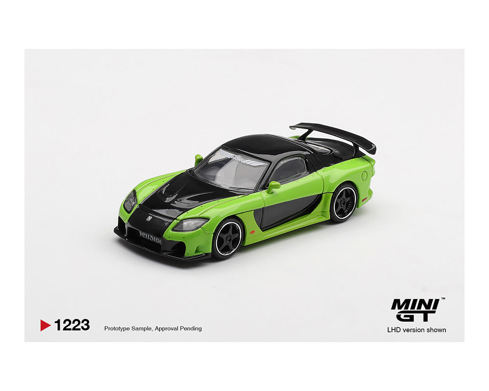Mini GT – tagged 