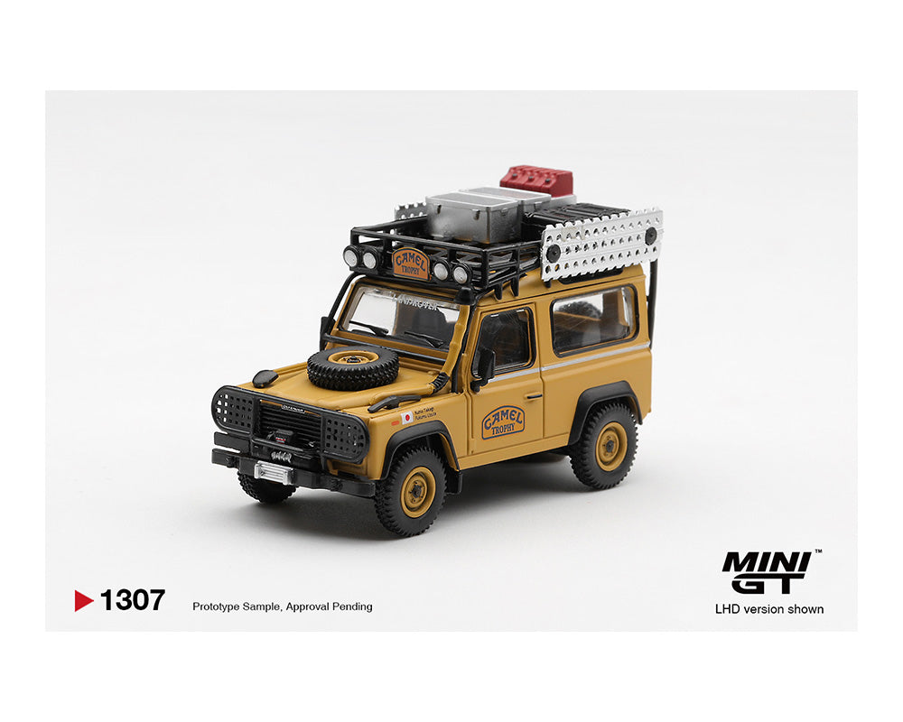 (Bundle) Mini GT 1:64 Camel Trophy Set