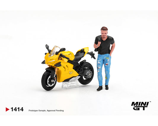 Mini GT 1:64 Ducati Panigale V4 S with Ducati Figure Yellow – Limited Edition