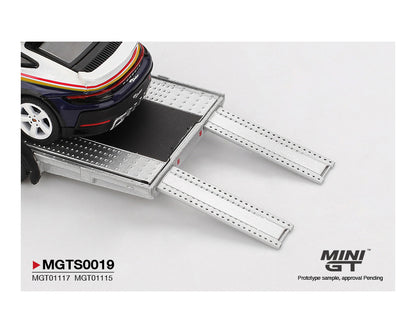 (Preorder) Mini GT 1:64 Porsche 911 Dakar #718 / Volkswagen ID. Buzz Porsche Centrum Gelderland Roughroads Set