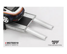 Load image into Gallery viewer, (Preorder) Mini GT 1:64 Porsche 911 Dakar #718 / Volkswagen ID. Buzz Porsche Centrum Gelderland Roughroads Set