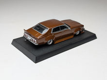 Load image into Gallery viewer, Aoshima 1/64 Grachan Nissan 231 Laurel Brown