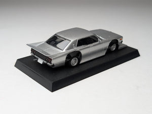 1/64 Aoshima Grachan 7 Nissan 330 Cedric Silver