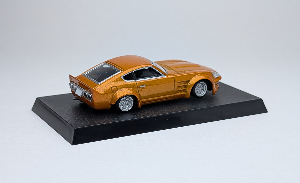 Aoshima 1/64 Grachan Collection Nissan Fairlady 240ZG1 (HS30) 1971 (Burnt Orange)
