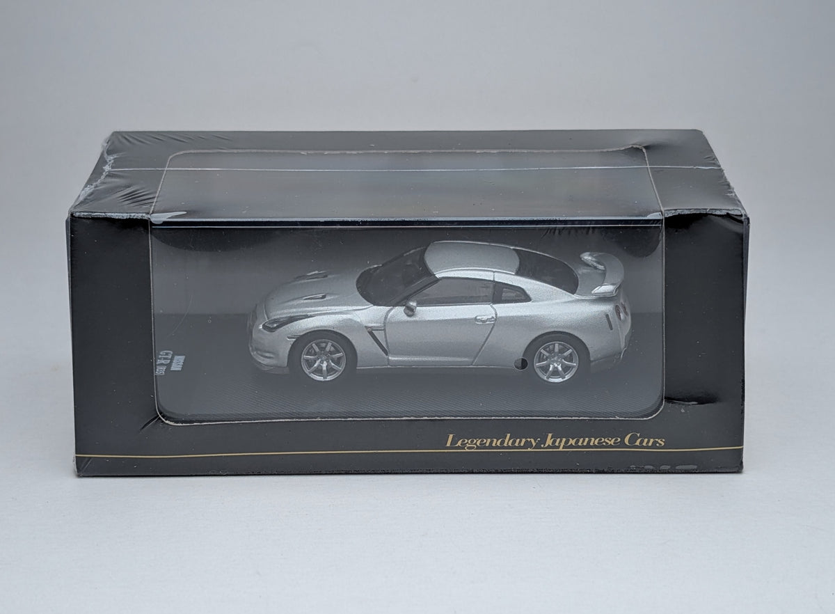 DeAGOSTINI Legendary Japanese Cars Nissan GT-R [R35] 2007 (Silver)