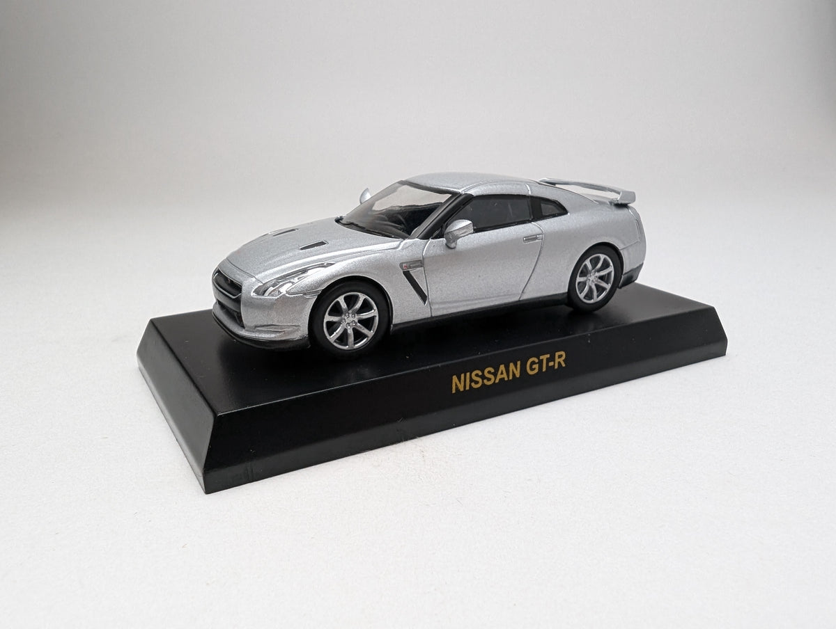 Kyosho 1/64 Scale Minicar Collection Nissan GT-R  (Silver)
