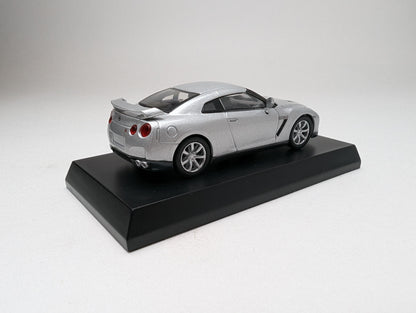 Kyosho 1/64 Scale Minicar Collection Nissan GT-R  (Silver)