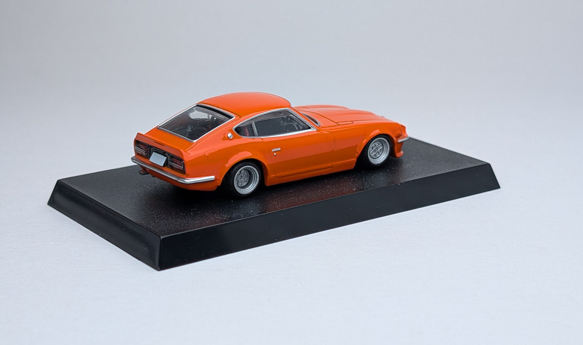 Aoshima 1/64 Grachan Collection Nissan S30 Fairlady Z (Orange)