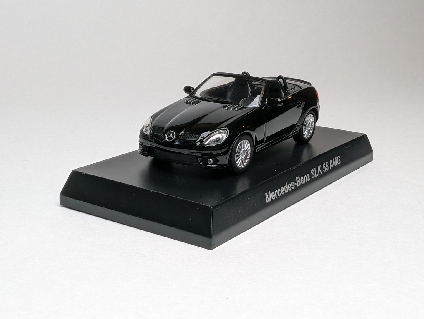 Kyosho 1:64 Mercedes-Benz SLK 55 AMG