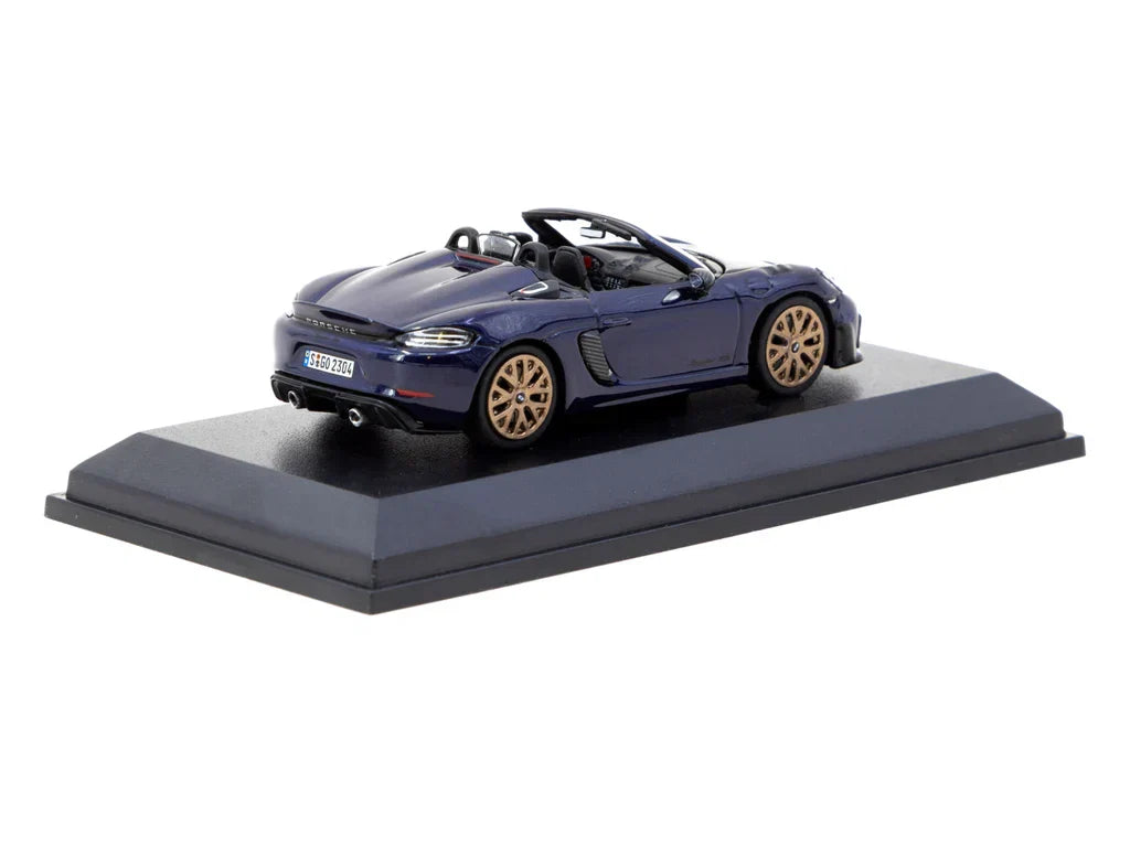 Tarmac Works Minichamps64- Porsche 718 Spyder RS Gentian Blue Metallic (Malaysia Exclusive)