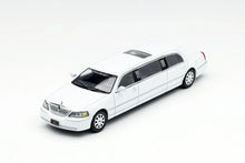 Load image into Gallery viewer, GCD 1/64 Lincoln Town Car Limousine White