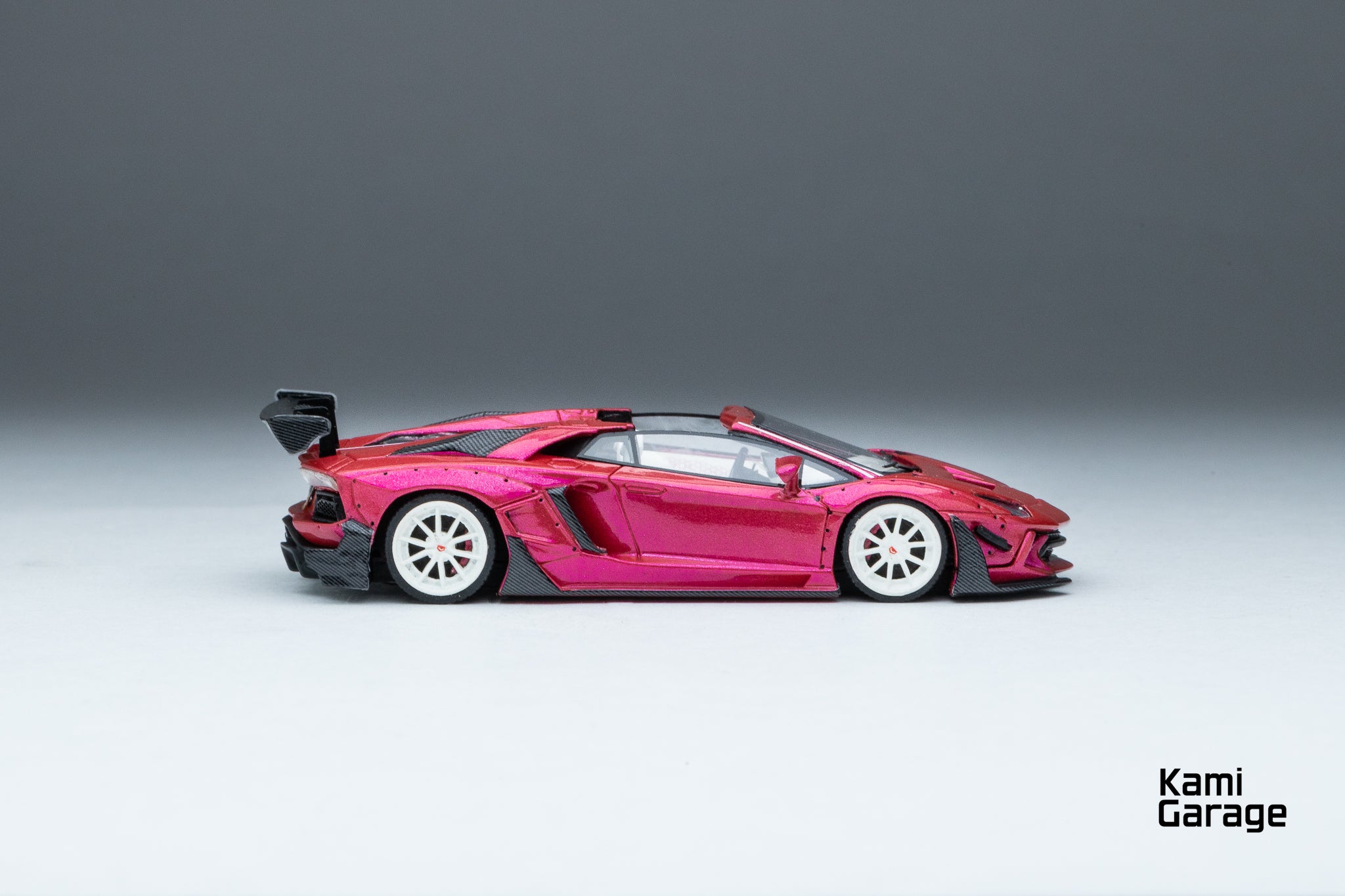 Kami Garage x Stradman 1:64 LBWK Aventador Roadster Limited Edition ...