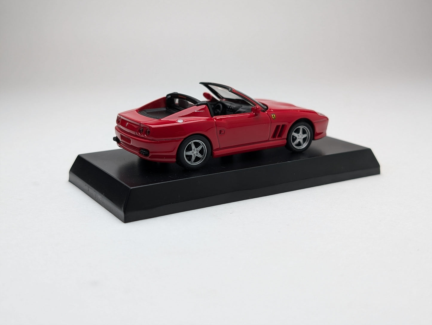 KYOSHO 1:64 Ferrari Superamerica Red