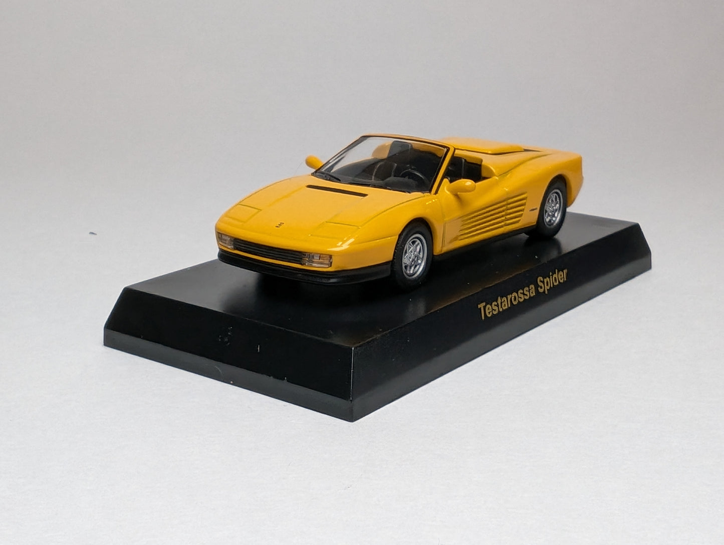 KYOSHO 1:64 Ferrari Testarossa Spider