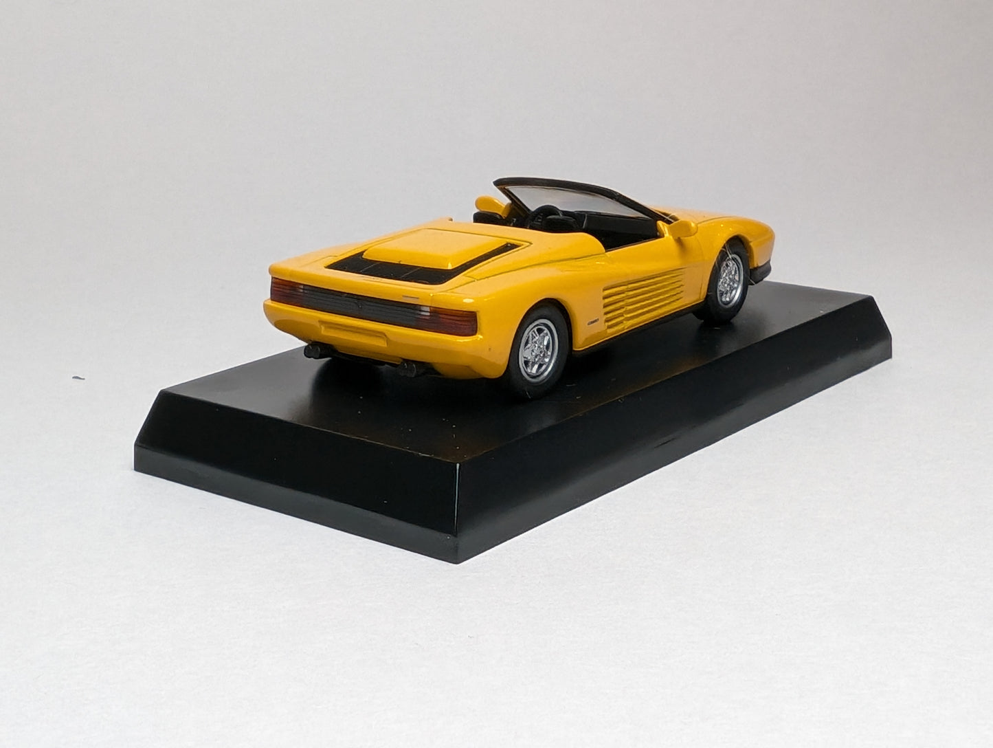 KYOSHO 1:64 Ferrari Testarossa Spider