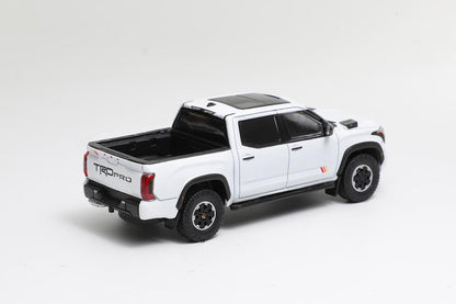 GCD 1:64 Toyota Tundra White TRD