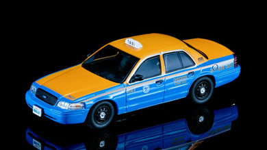 Rollin 1:64 FORD VICTORIA CROWN TAXI.  Los Angeles checker cab TAXI Yellow Blue