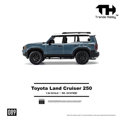 Trends Hobby 1/64 Toyota Land Cruiser Heritage Blue