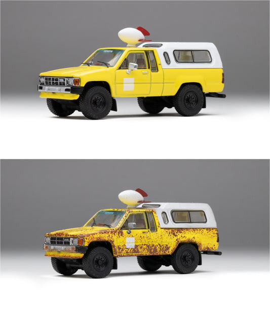 GCD DiecastTalk Exclusive 1/64 Toyota Hilux SR5 Delivery Truck
