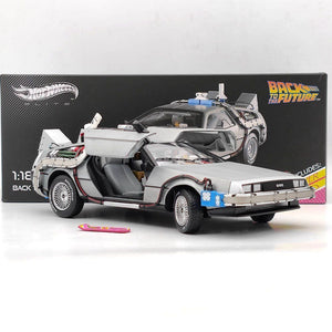 Hot Wheels Elite 1:18 Back to the Future Delorean Time Machine diecast with hooverboard