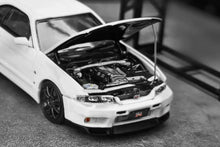 Load image into Gallery viewer, Focal 1:64 Nissan Skyline R33 GTR with open hood Silver/White