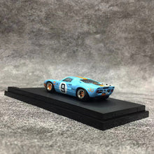 Load image into Gallery viewer, Zoom 1:64 1964 Ford GT40 Mk1 Gulf Livery